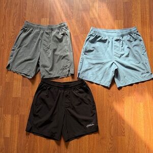Hollister Athletic Men's Size XS Shorts - Black, Gray, and Blue